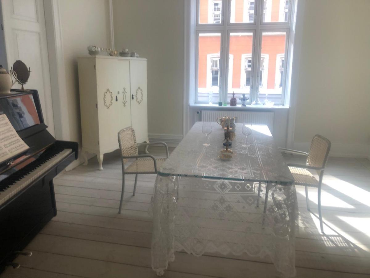 Outhentic Apartment Copenhagen Exterior photo